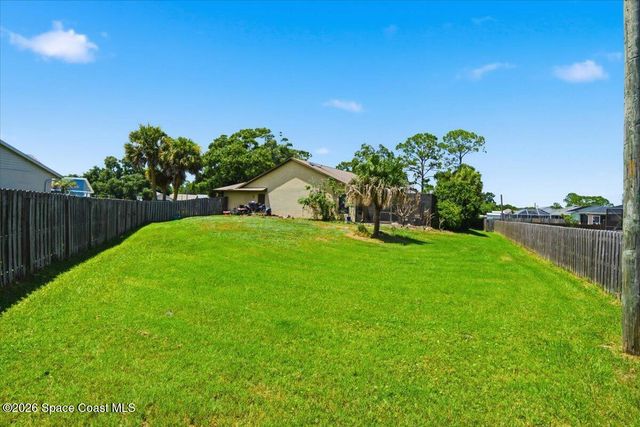 1201 Gem Court, Palm Bay, FL 32907