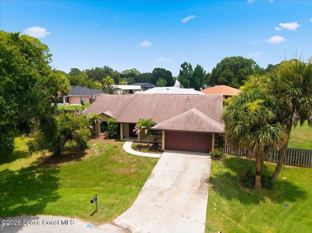 1201 Gem Court, Palm Bay, FL 32907