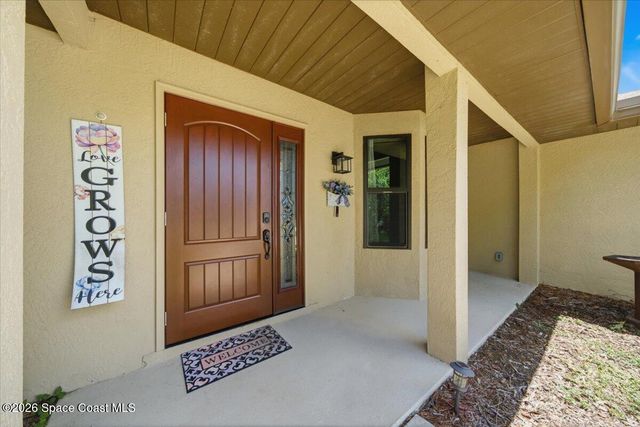 1201 Gem Court, Palm Bay, FL 32907