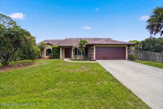 1201 Gem Court, Palm Bay, FL 32907