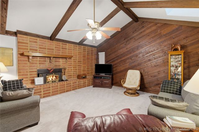 16525 203rd East Avenue, Broken Arrow, OK 74014