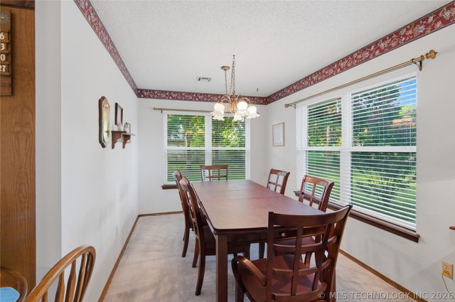 16525 203rd East Avenue, Broken Arrow, OK 74014