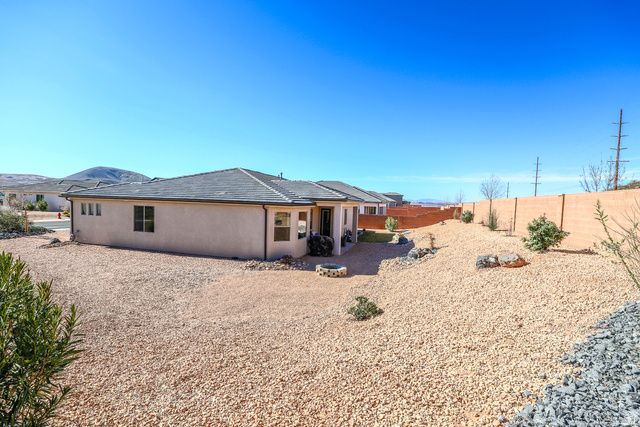 1452 W 540 N, Hurricane, UT 84737