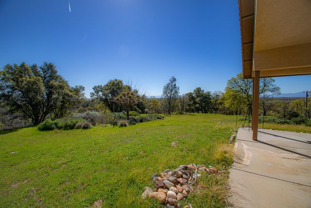 8822 Bass Pond Road, Millville, CA 96062