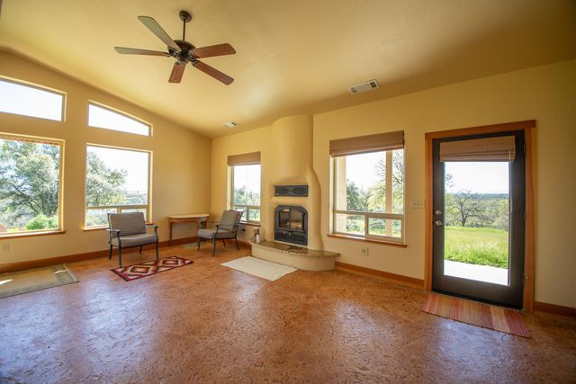 8822 Bass Pond Road, Millville, CA 96062