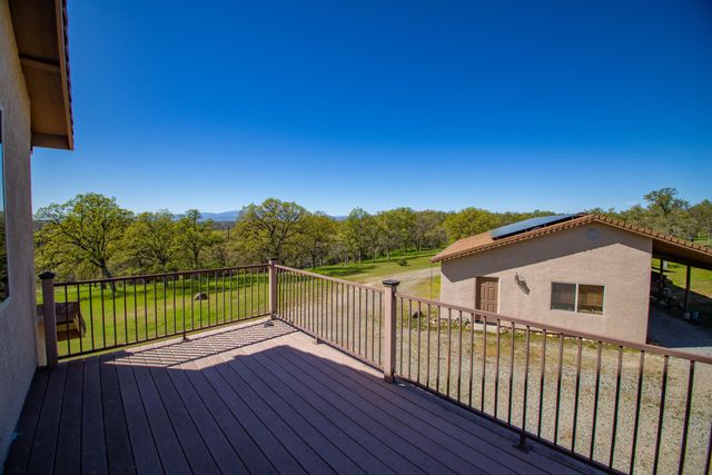 8822 Bass Pond Road, Millville, CA 96062