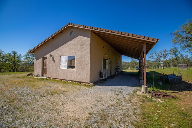 8822 Bass Pond Road, Millville, CA 96062