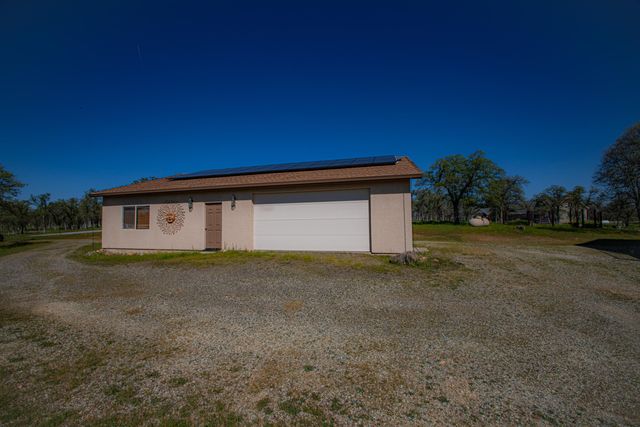 8822 Bass Pond Road, Millville, CA 96062