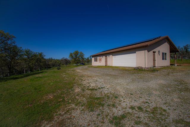 8822 Bass Pond Road, Millville, CA 96062
