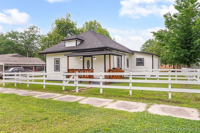 1207 E Broadway Street, Muskogee, OK 74403