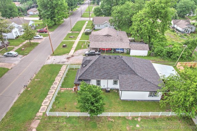 1207 E Broadway Street, Muskogee, OK 74403