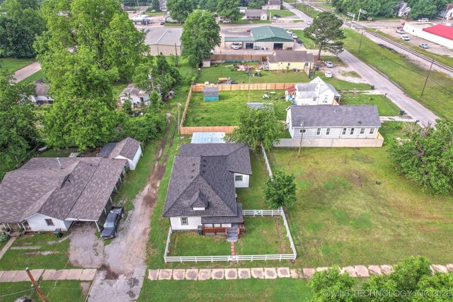 1207 E Broadway Street, Muskogee, OK 74403