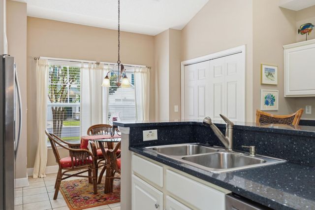 6095 Catalina Dr Unit 2214, North Myrtle Beach, SC 29582