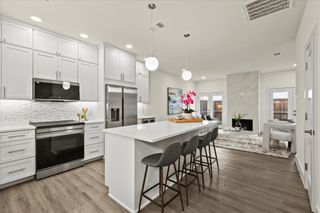 2727 Shelby Avenue O, Dallas, TX 75219