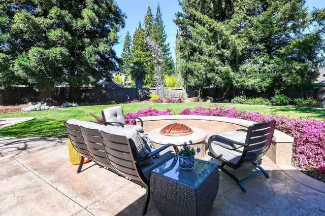 11637 Red Gulch Ct, Gold River, CA 95670