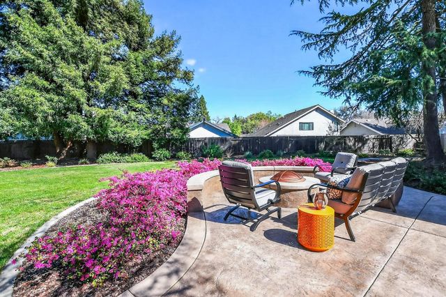 11637 Red Gulch Ct, Gold River, CA 95670