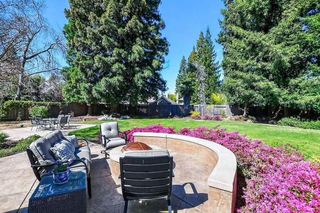 11637 Red Gulch Ct, Gold River, CA 95670