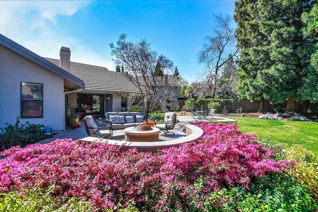 11637 Red Gulch Ct, Gold River, CA 95670