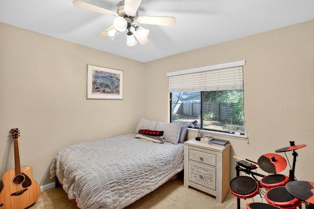 11637 Red Gulch Ct, Gold River, CA 95670