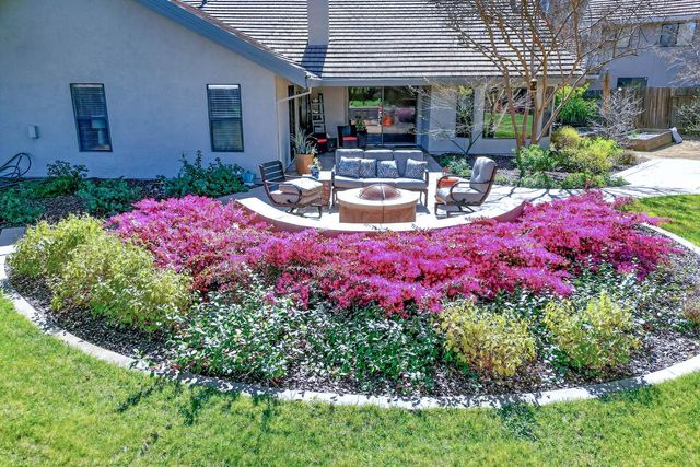 11637 Red Gulch Ct, Gold River, CA 95670