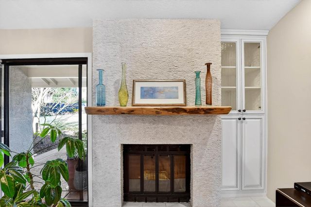 11637 Red Gulch Ct, Gold River, CA 95670