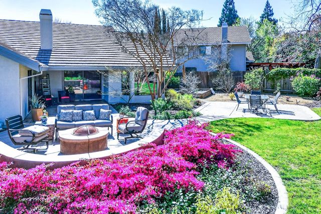 11637 Red Gulch Ct, Gold River, CA 95670