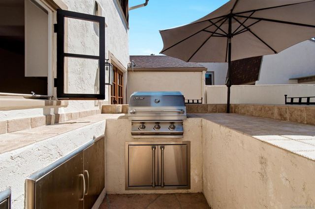 137 Via Coronado, Rancho Santa Fe, CA 92091
