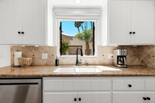 137 Via Coronado, Rancho Santa Fe, CA 92091