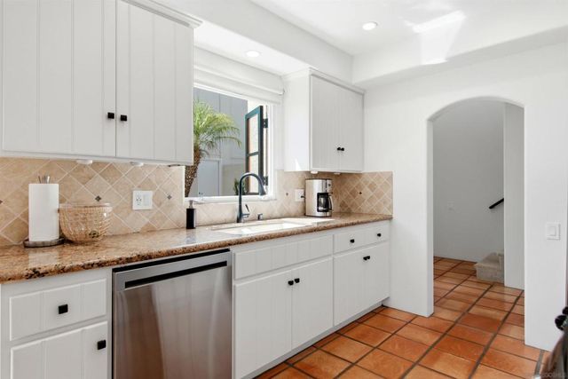 137 Via Coronado, Rancho Santa Fe, CA 92091