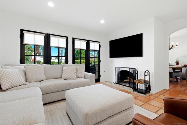 137 Via Coronado, Rancho Santa Fe, CA 92091