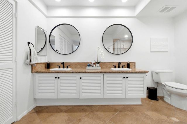137 Via Coronado, Rancho Santa Fe, CA 92091