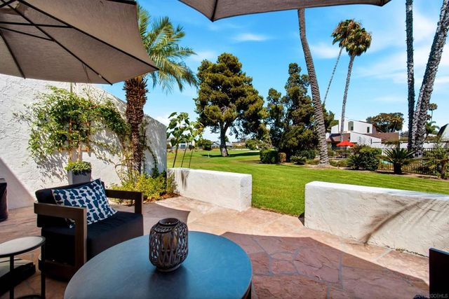 137 Via Coronado, Rancho Santa Fe, CA 92091