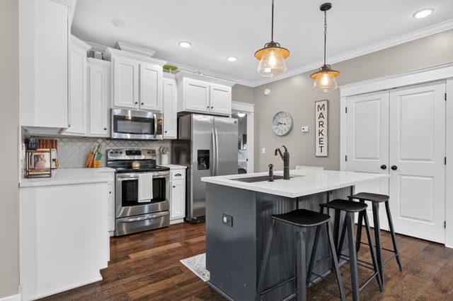 39 Boning Rd, Fayetteville, TN 37334