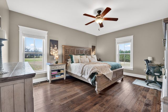 39 Boning Rd, Fayetteville, TN 37334