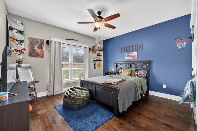 39 Boning Rd, Fayetteville, TN 37334