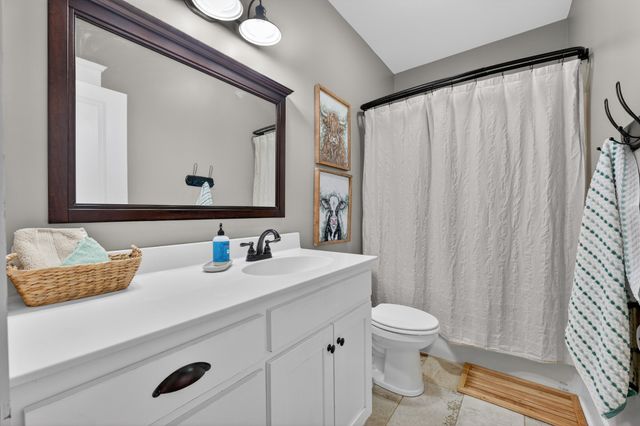 39 Boning Rd, Fayetteville, TN 37334