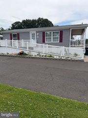 3421 ROSE AVE, Feasterville Trevose, PA 19053