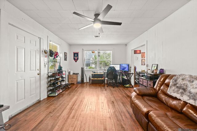 836 Violet St, Baton Rouge, LA 70802