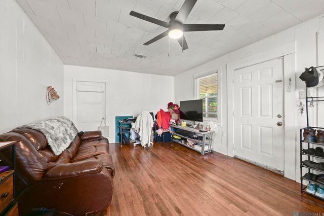 836 Violet St, Baton Rouge, LA 70802