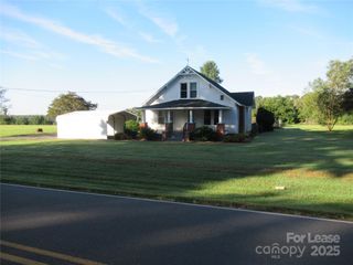2639 Emmanuel Church Road, Conover, NC 28613