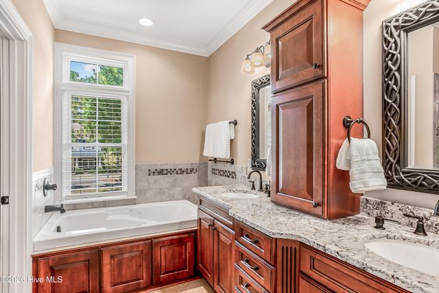 175 Wiregrass Lane, Southern Pines, NC 28387