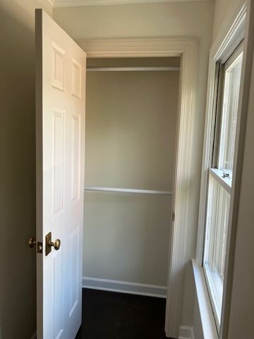 228 4th Ave N Apt 7, Franklin, TN 37064