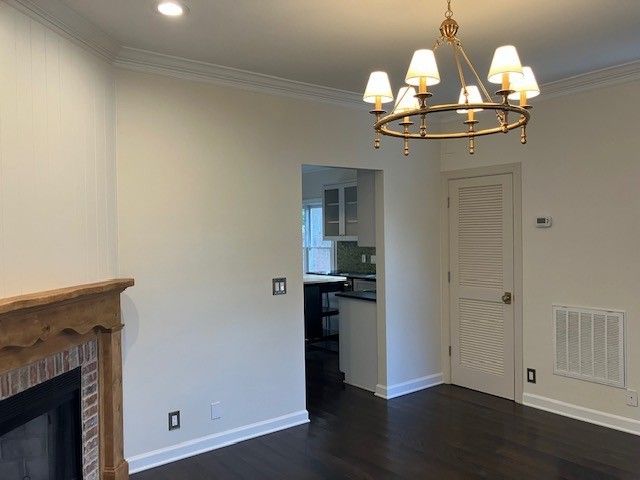 228 4th Ave N Apt 7, Franklin, TN 37064