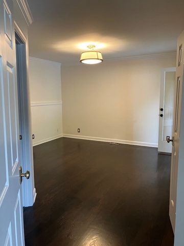 228 4th Ave N Apt 7, Franklin, TN 37064