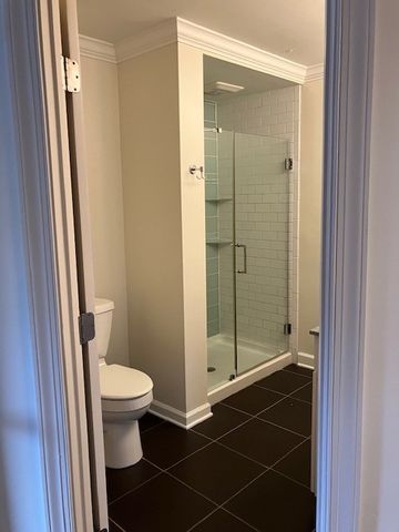 228 4th Ave N Apt 7, Franklin, TN 37064
