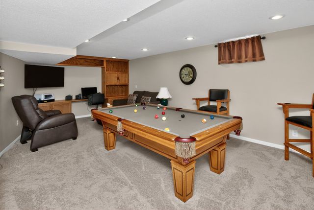 3309 Eula Drive, Urbandale, IA 50322