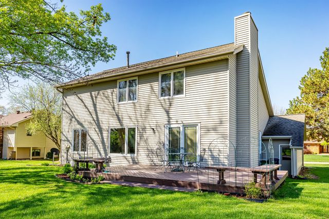 3309 Eula Drive, Urbandale, IA 50322