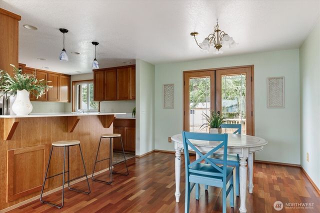 1864 NE 11th Avenue, Oak Harbor, WA 98277