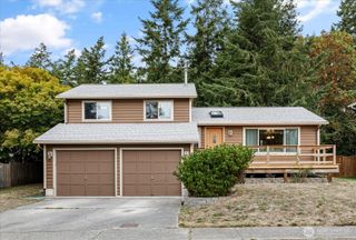 1864 NE 11th Avenue, Oak Harbor, WA 98277