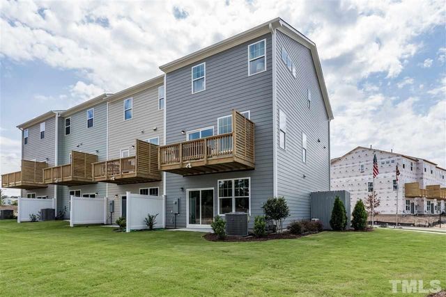2881 Macintosh Woods Drive, Apex, NC 27502
